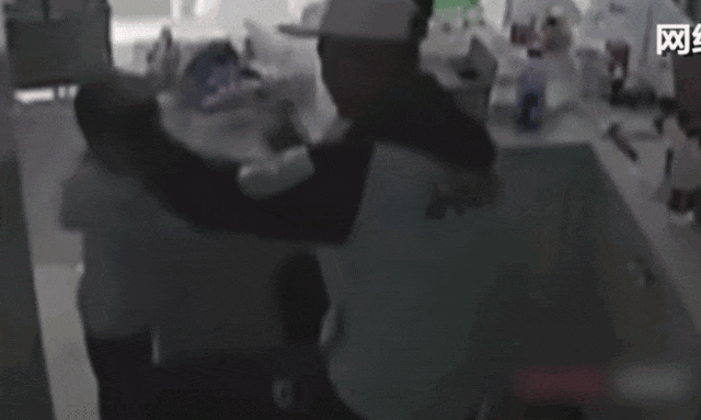 7f75e1fbddb4f68e84195b751a0ccf6e.gif