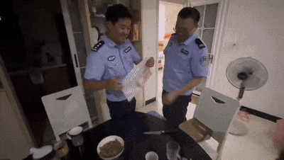 1714c6a015273dc83042bb6772a72a2c.gif