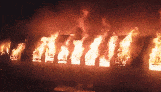 9d2828611d045357b0f9d53142e7b928.gif