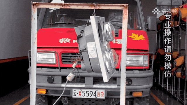 1a44a81e0be0a4ddc1008e5d325e5fa1.gif